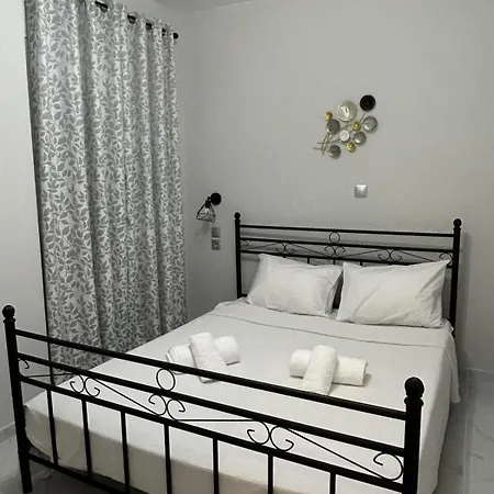 Garden House * Kalamata