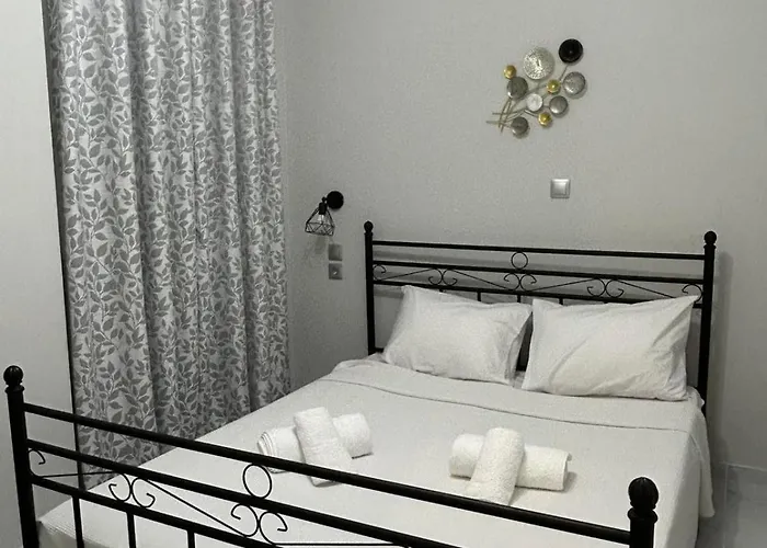 Garden House * Calamata